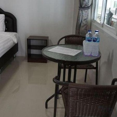Oyo 75394 Sakthong Grand Hotel Chiang Khong Exteriér fotografie