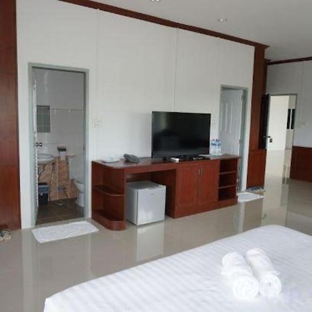 Oyo 75394 Sakthong Grand Hotel Chiang Khong Exteriér fotografie
