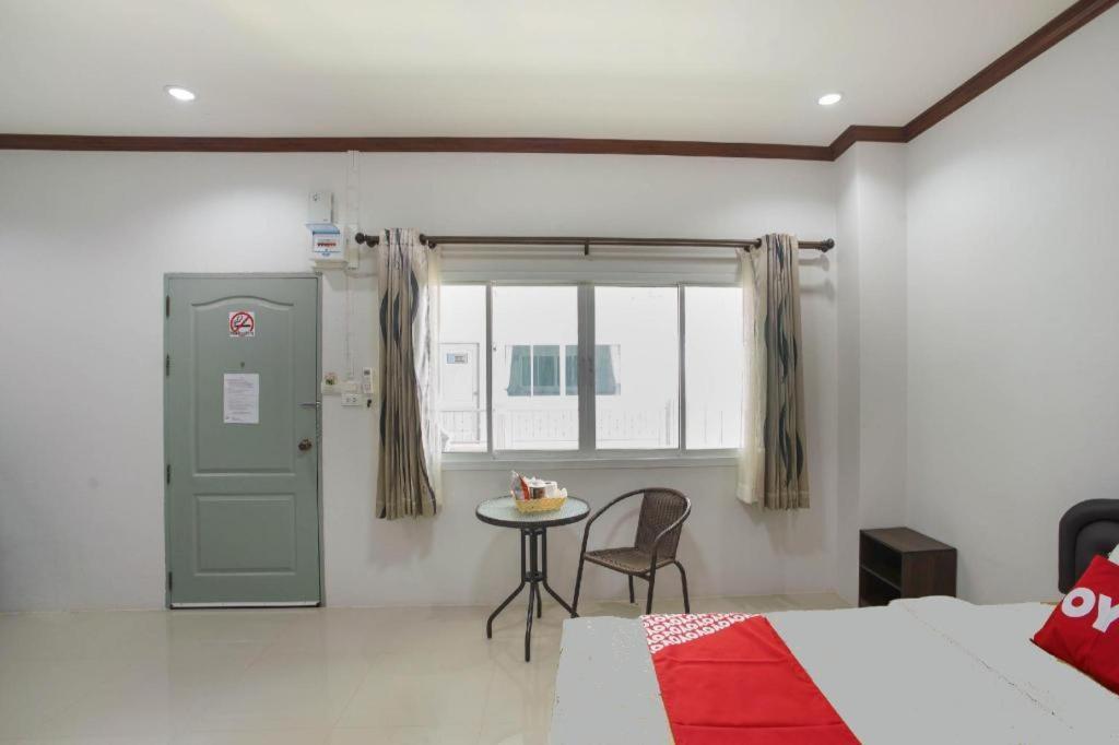 Oyo 75394 Sakthong Grand Hotel Chiang Khong Exteriér fotografie