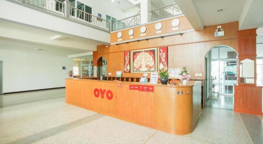 Oyo 75394 Sakthong Grand Hotel Chiang Khong Exteriér fotografie