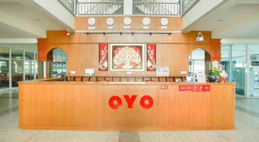 Oyo 75394 Sakthong Grand Hotel Chiang Khong Exteriér fotografie